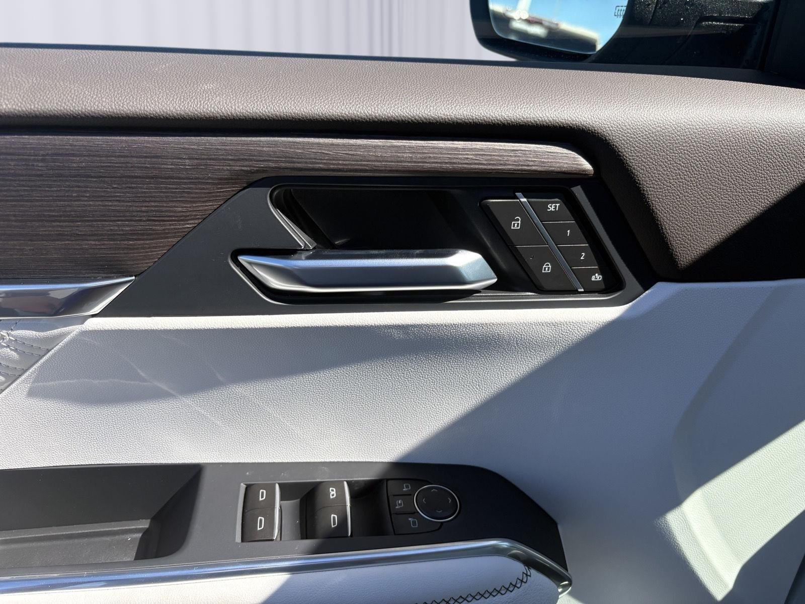 2027 GMC Acadia Denali