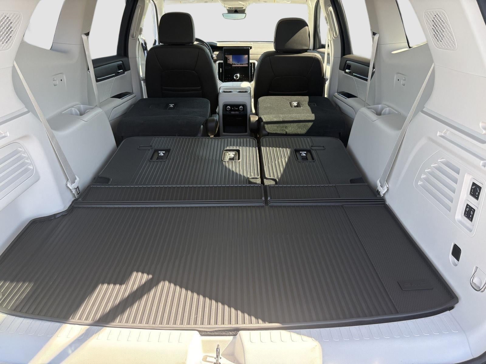 2027 GMC Acadia Denali