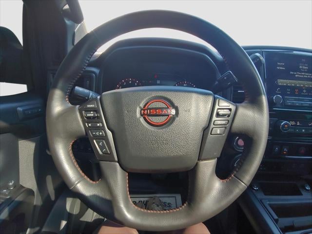 2024 Nissan Titan sv
