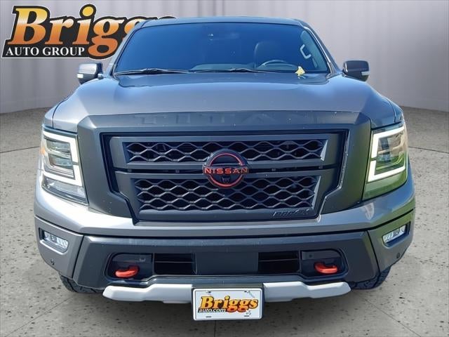 2024 Nissan Titan sv