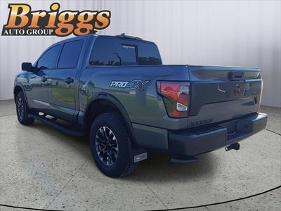 2024 Nissan Titan sv