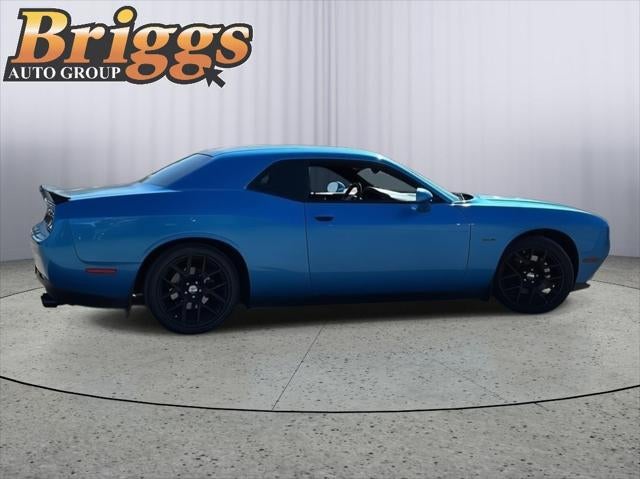 2015 Dodge Challenger R/T Shaker