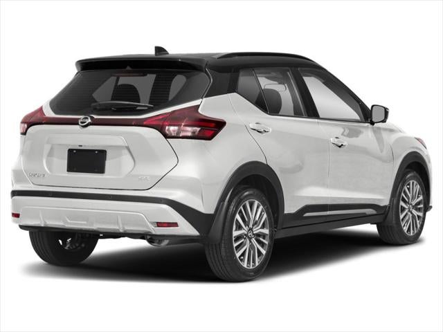 2022 Nissan Kicks SR