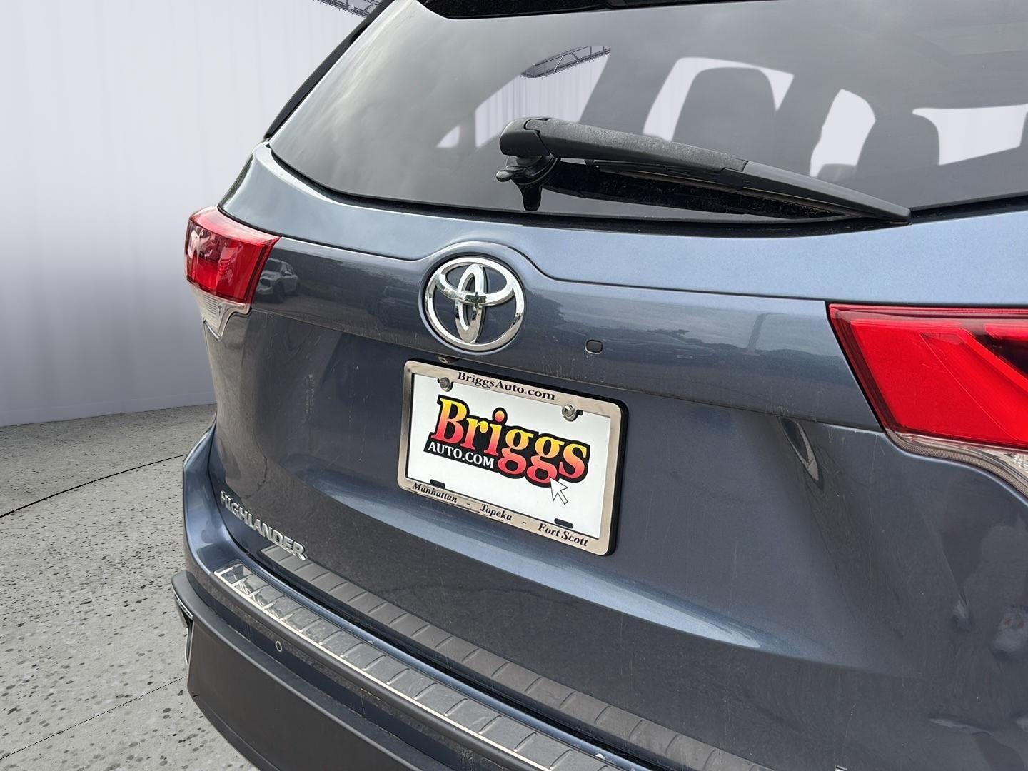 2019 Toyota Highlander Limited Platinum