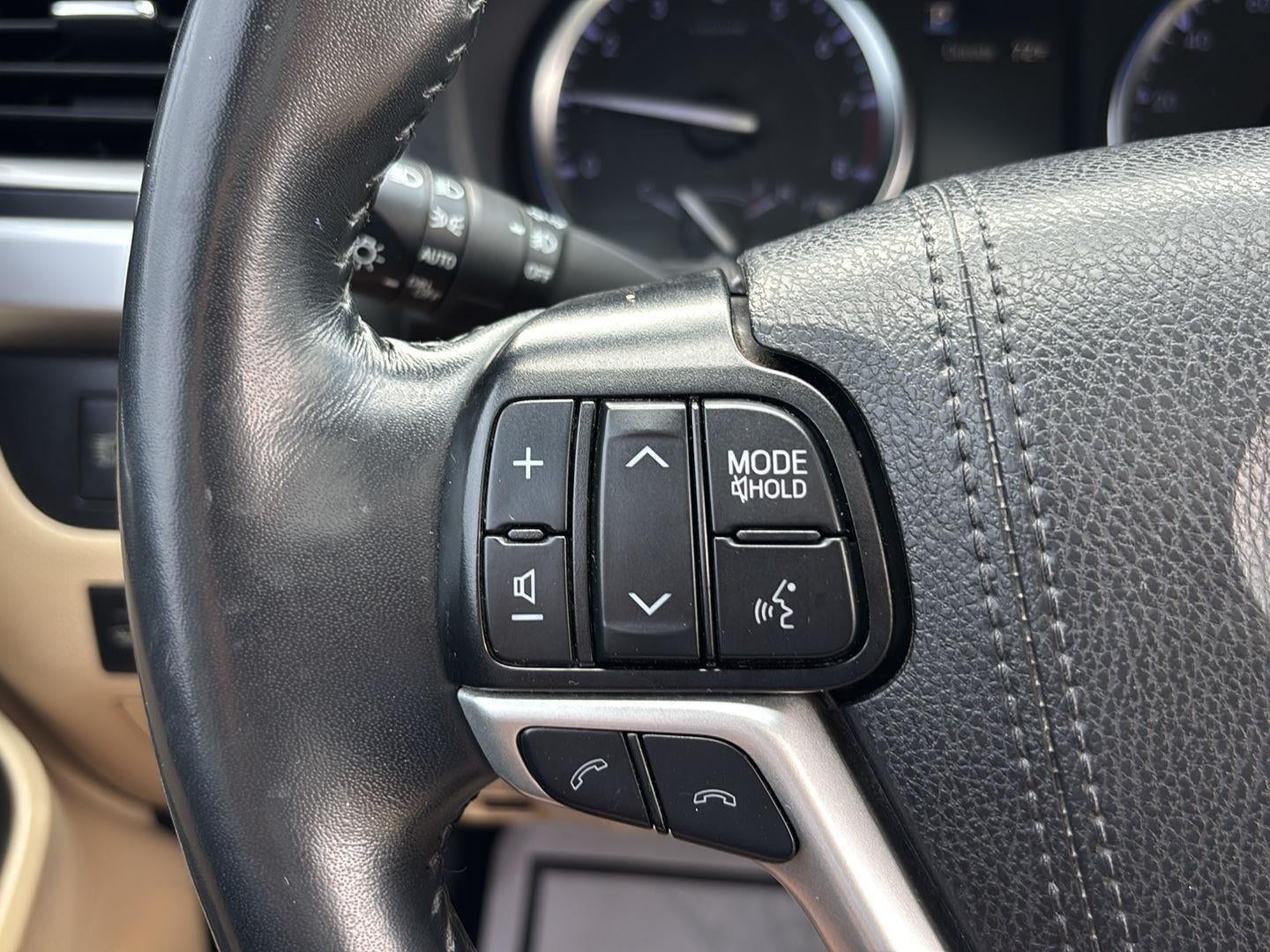 2019 Toyota Highlander Limited Platinum