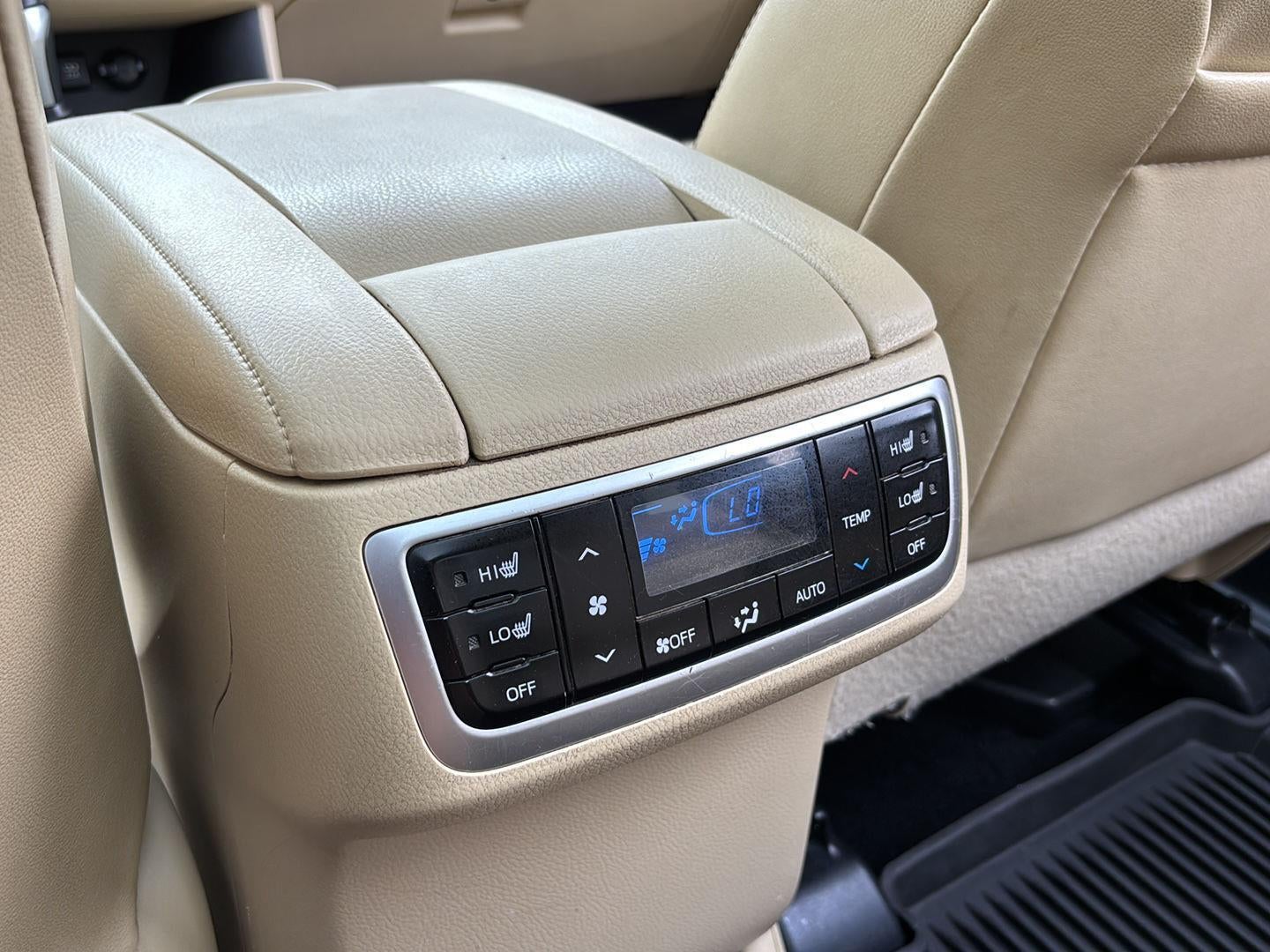 2019 Toyota Highlander Limited Platinum