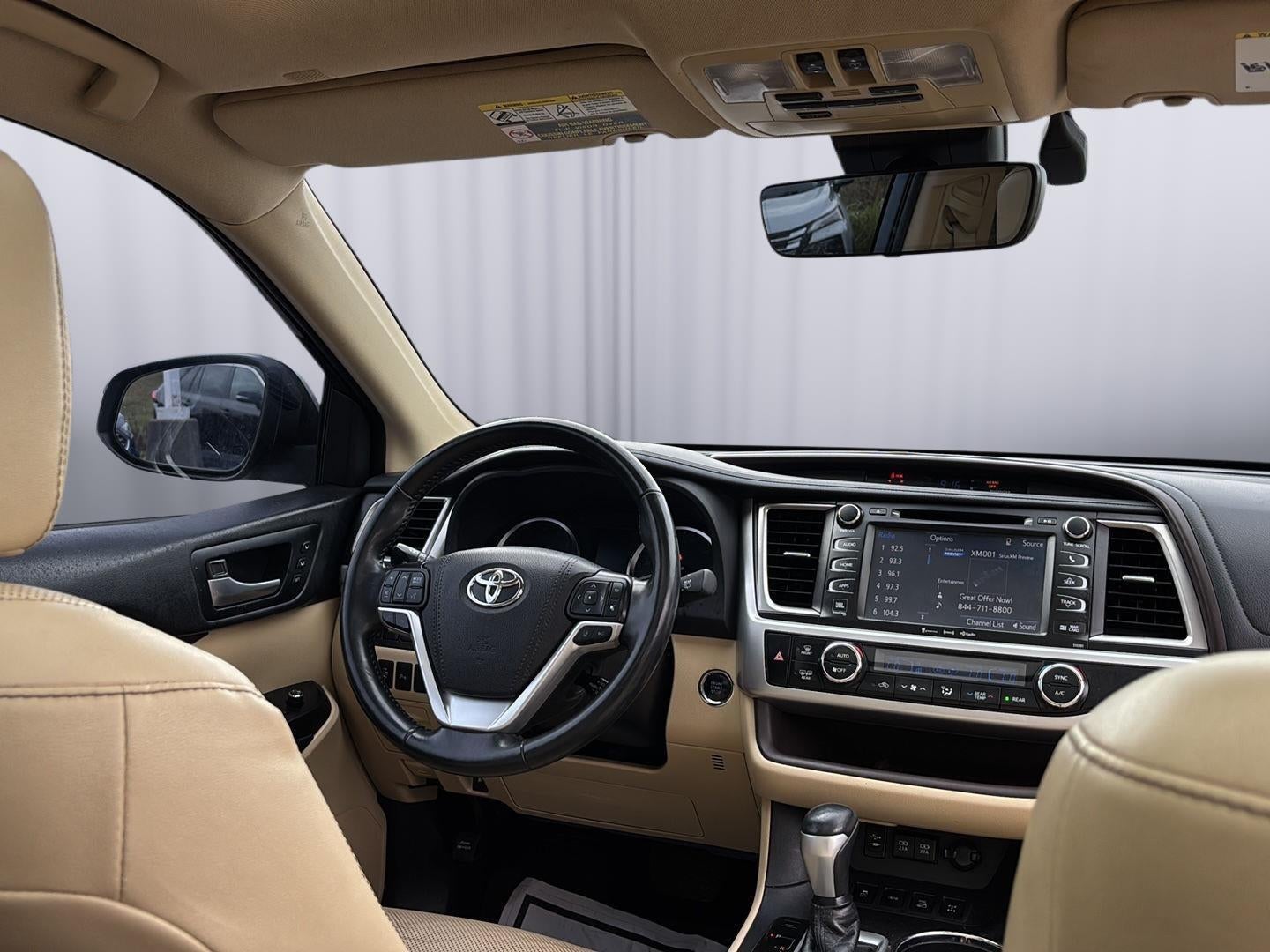 2019 Toyota Highlander Limited Platinum