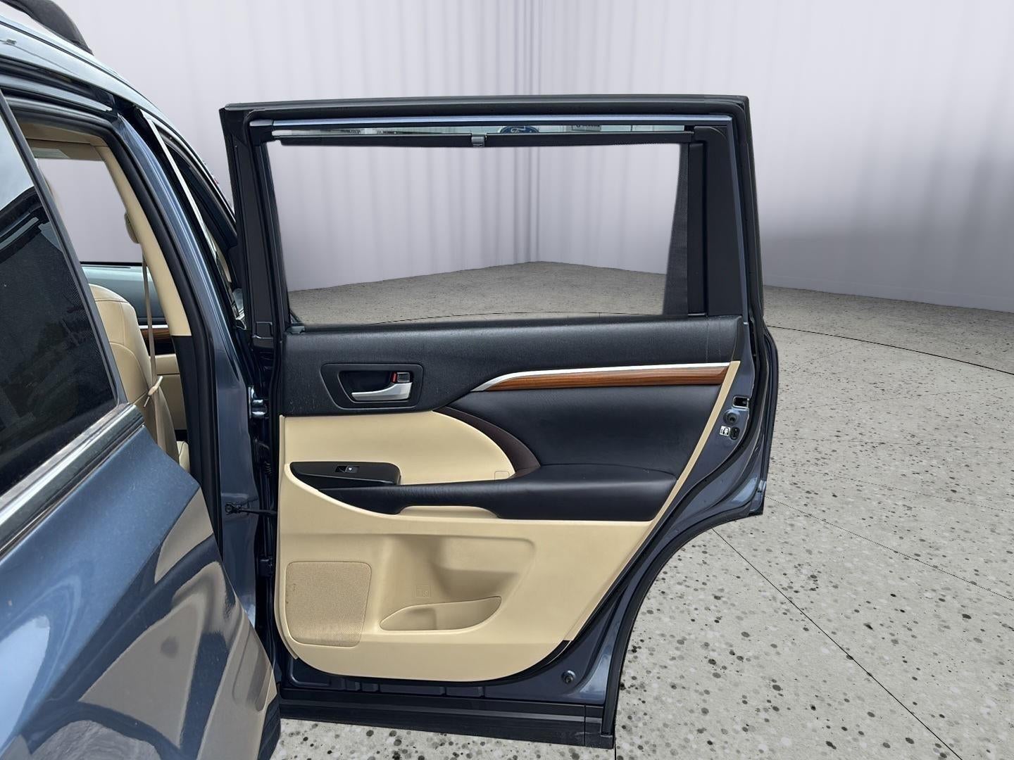 2019 Toyota Highlander Limited Platinum