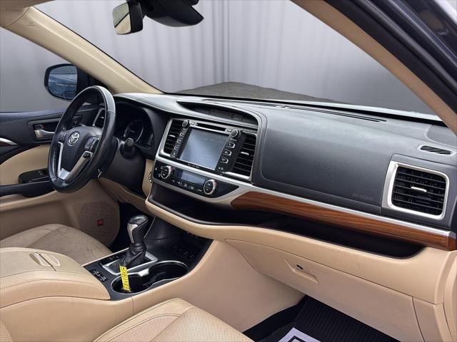 2019 Toyota Highlander Limited Platinum