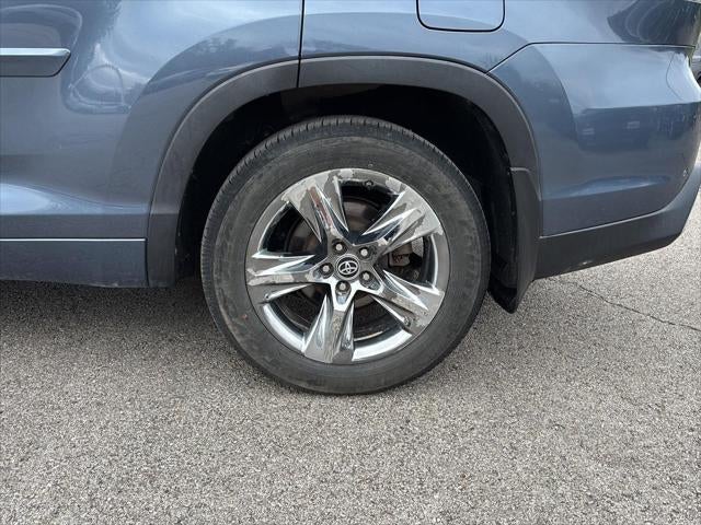 2019 Toyota Highlander Limited Platinum