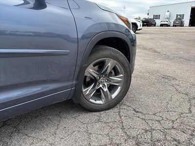 2019 Toyota Highlander Limited Platinum