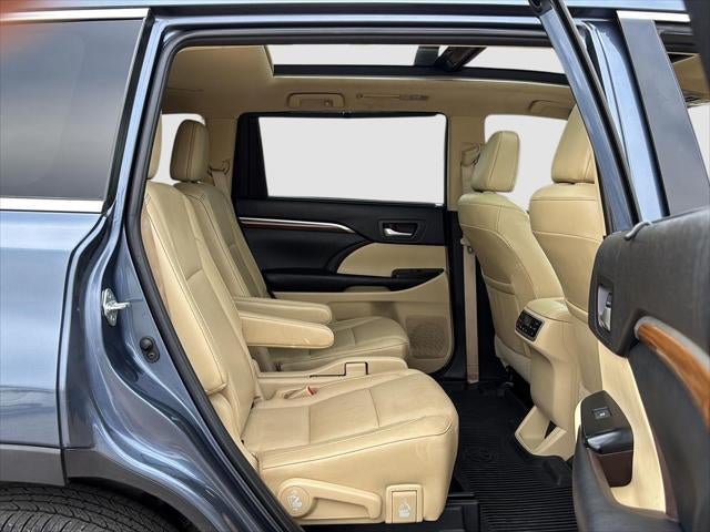 2019 Toyota Highlander Limited Platinum