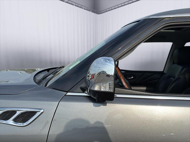 2017 INFINITI QX80 Base